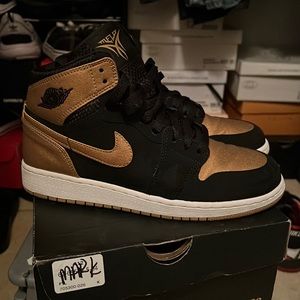 Air Jordan 1 retro high BG